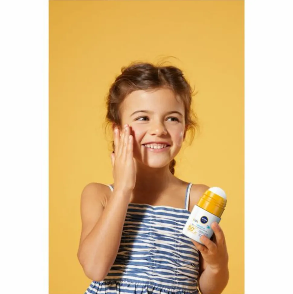 NIVEA Sun Babies & Kids Sensitive Protect Zonnemelk Roll On SPF 50+ 50 ml
