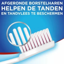 2x Aquafresh Tandenborstel Clean & Flex Hard 3 stuks