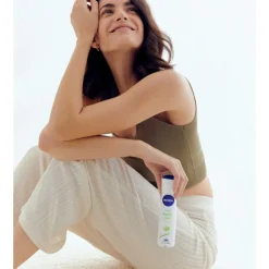 6x NIVEA Deodorant Spray Pure & Natural Jasmine 150 ml