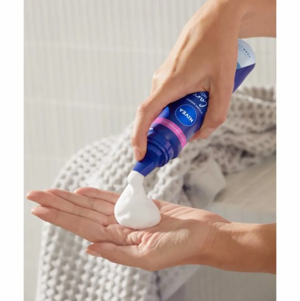 6x NIVEA Haarmousse Care & Hold Extra Strong 150 ml
